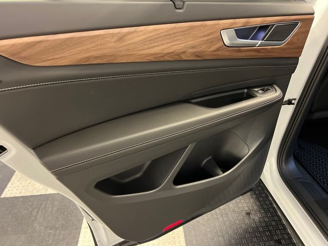 2026 Volkswagen Atlas SE w/Tech - Photo 11