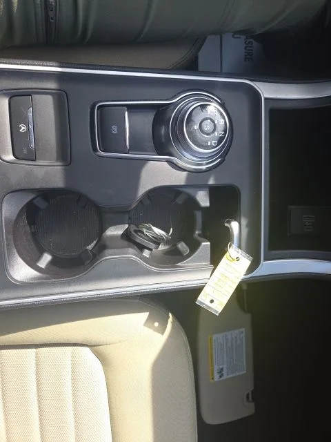 Used 2023 Silver Metallic Ford SE image 19