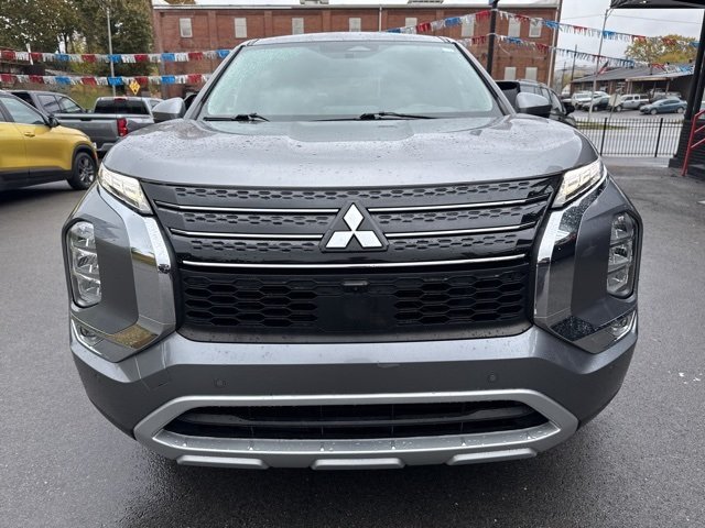 2022 Mitsubishi Outlander SE photo 4