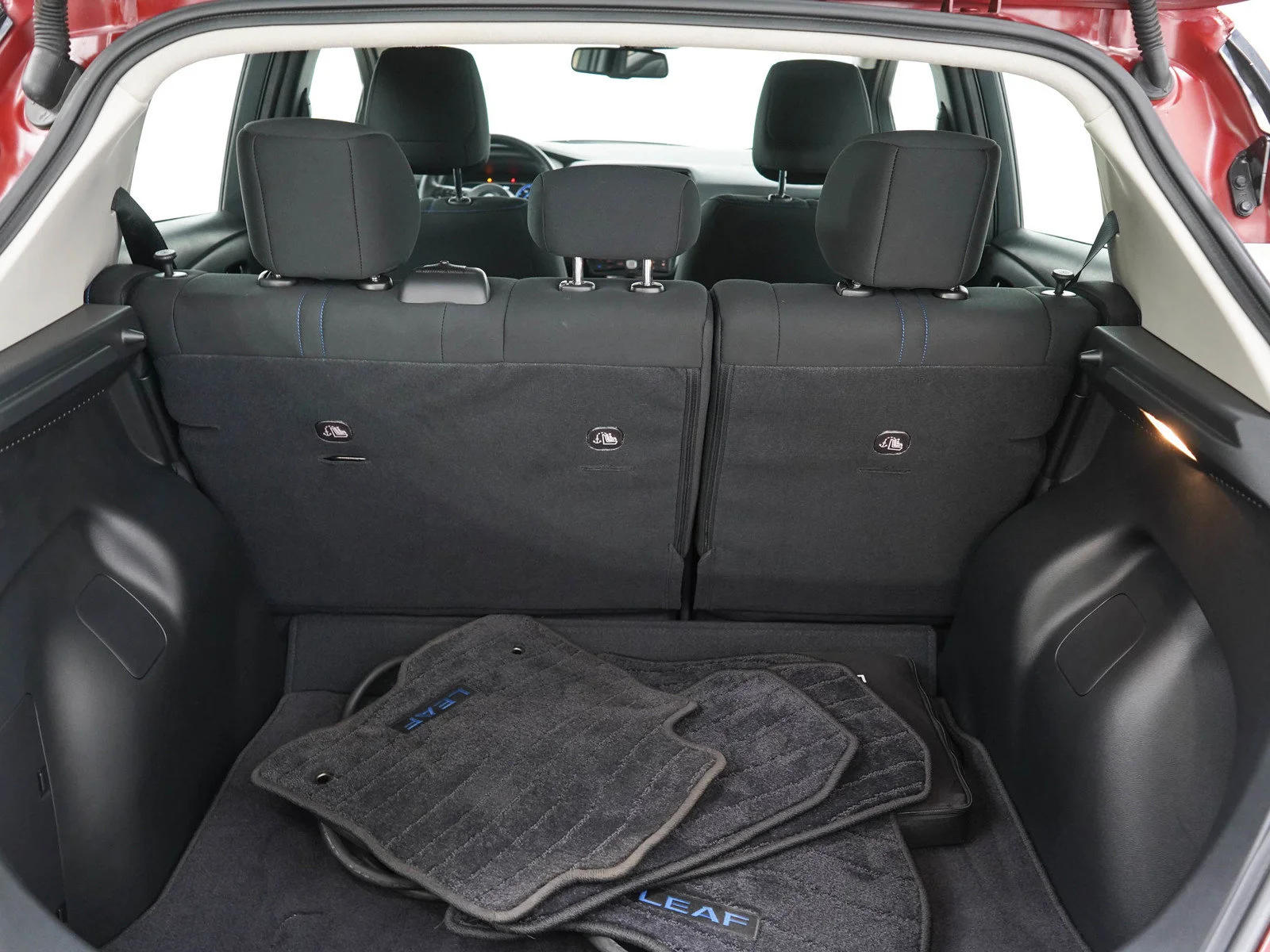 Used 2024 Scarlet Ember Tintcoat Nissan SV Plus image 9