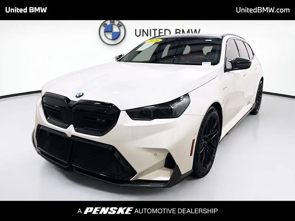 2026 BMW M5 M5 Touring's photo