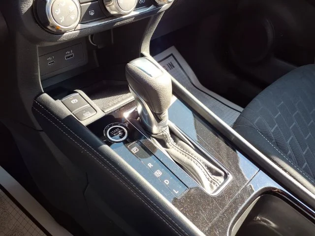 Used 2024 Gray Nissan SV image 4