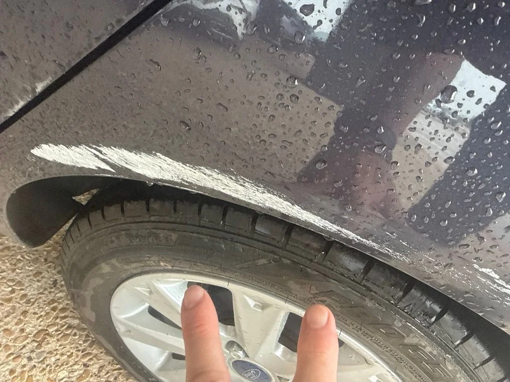 Used 2013 Purple Ford SE image 3