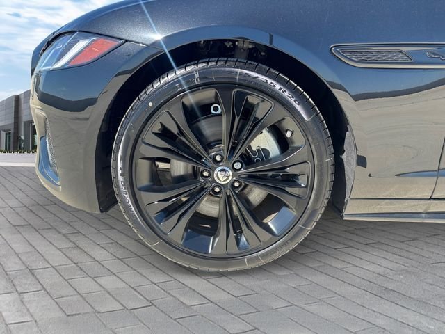 New 2024 Santorini Black JAGUAR P300 R-DYNAMIC SE AWD image 9