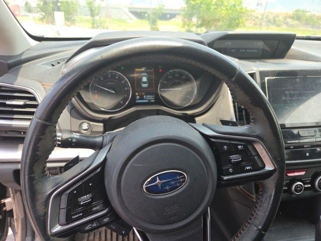 Used 2018 Dark Gray Metallic Subaru Limited image 12