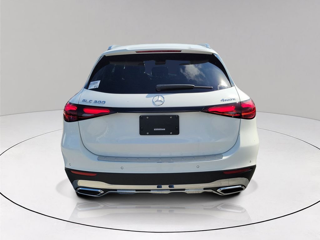 New 2027 Polar White Mercedes-Benz GLC 300 image 5