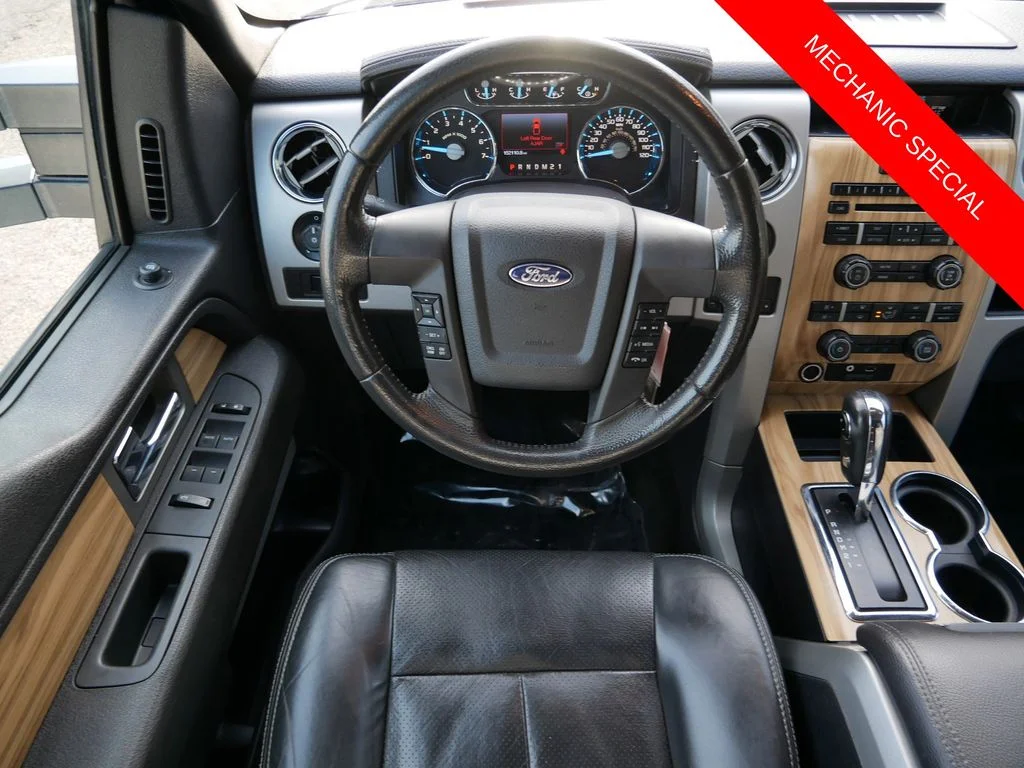 Used 2011 White Ford Lariat image 12