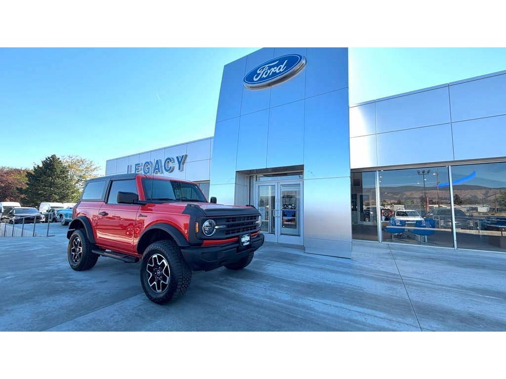 2022 Ford Bronco Base 4x4's photo