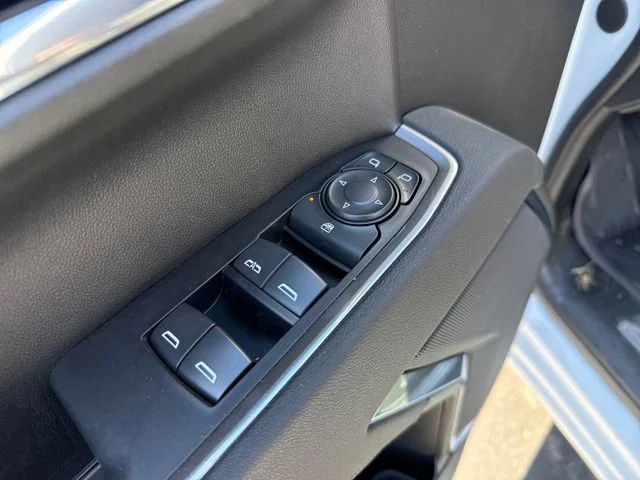 New 2026 Summit White GMC SLE image 12