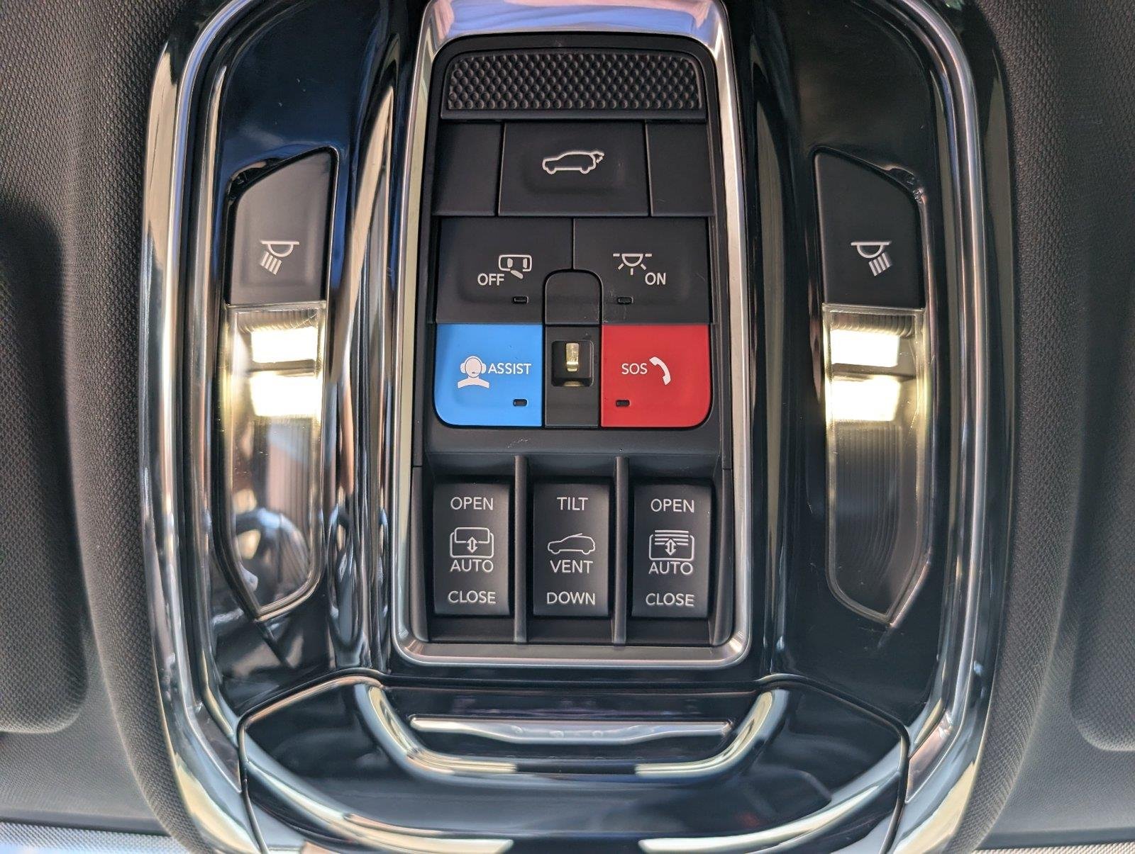 Used 2023 Bright White Clearcoat Jeep Overland image 20