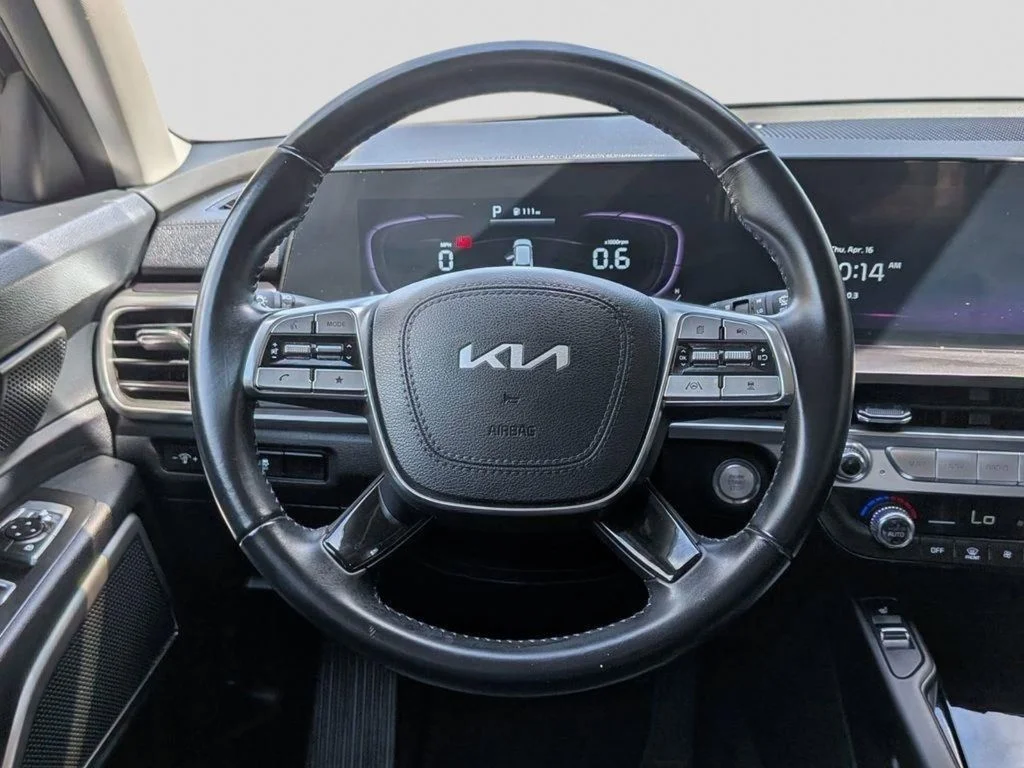 Used 2024 Black Kia S image 15
