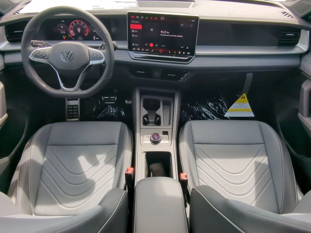 New 2026 White/off-white Volkswagen 2.0T SE R-Line Black image 13
