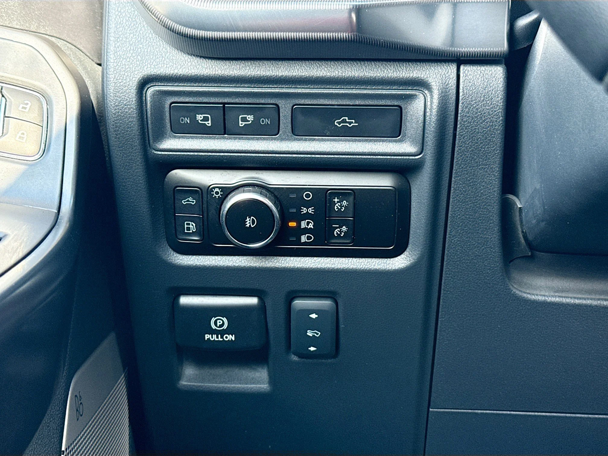 2024 Ford F-150 Lariat - Photo 31