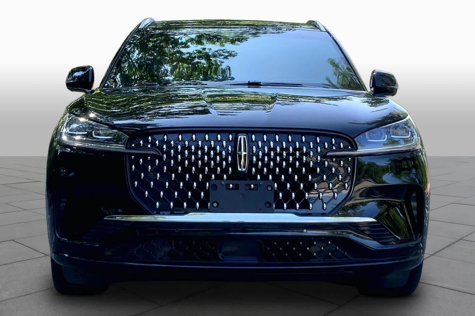 Pre-Owned 2025 Lincoln Aviator Black Label