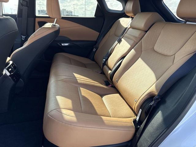 Certified Used 2024 White Lexus 350 Premium Plus image 23