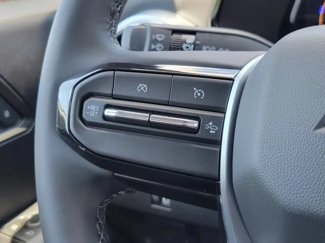 2026 Chevrolet Colorado LT - Photo 16