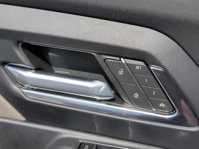 New 2026 Blue Smoke Metallic Chevrolet Trail Boss - Extended Range image 15