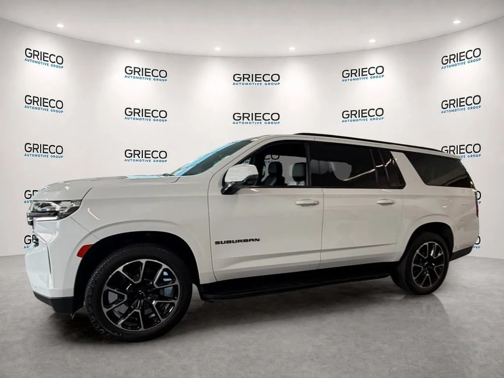 Used 2023 SUMMIT WHITE Chevrolet RST image 3