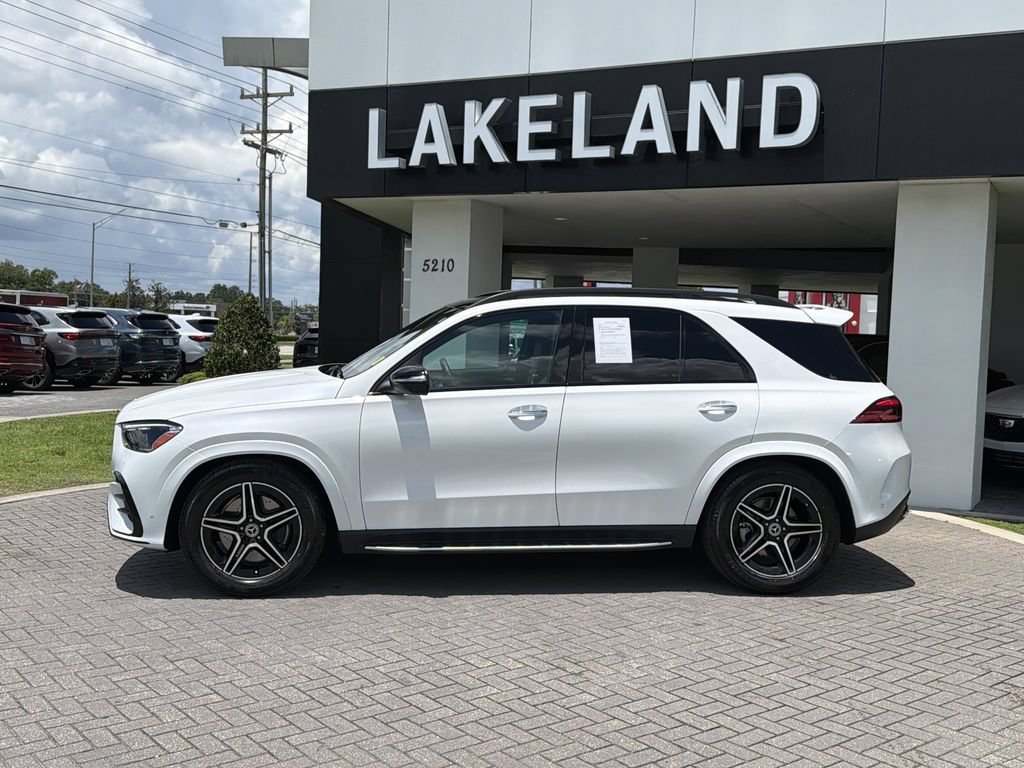 Used 2026 White Mercedes-Benz 4MATIC® image 3