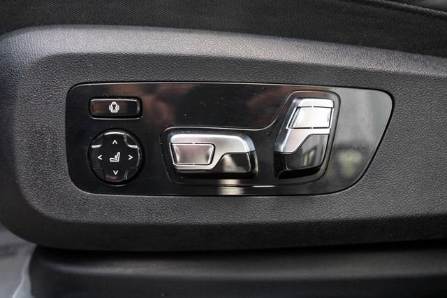 2025 BMW XM Base - Photo 28