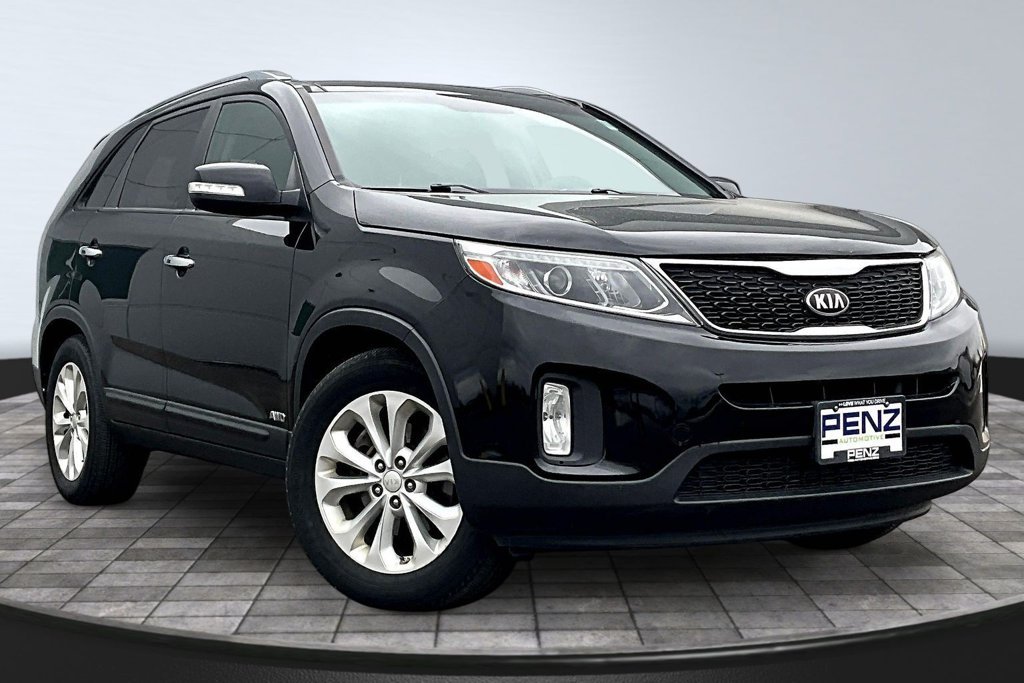 Used 2014 Black Kia EX image 3