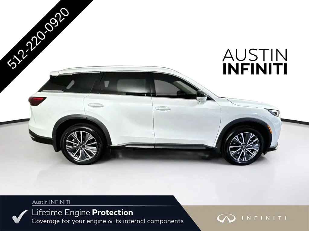New 2027 White INFINITI LUXE image 9
