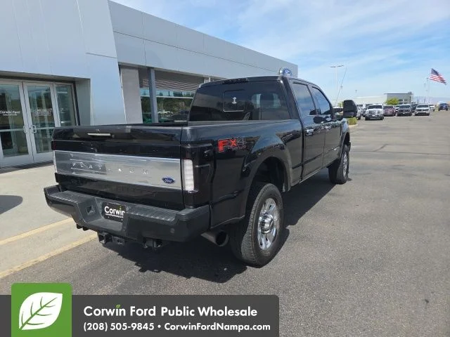 Used 2018 Shadow Black Ford  image 7