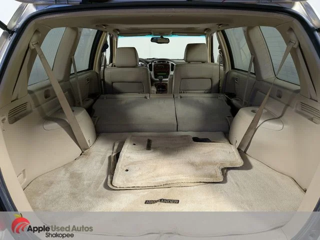 Used 2006 Gold Toyota Limited image 9