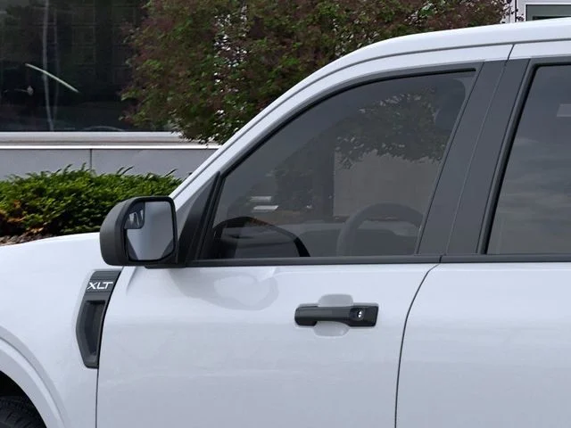 New 2026 White Metallic Ford XLT image 21