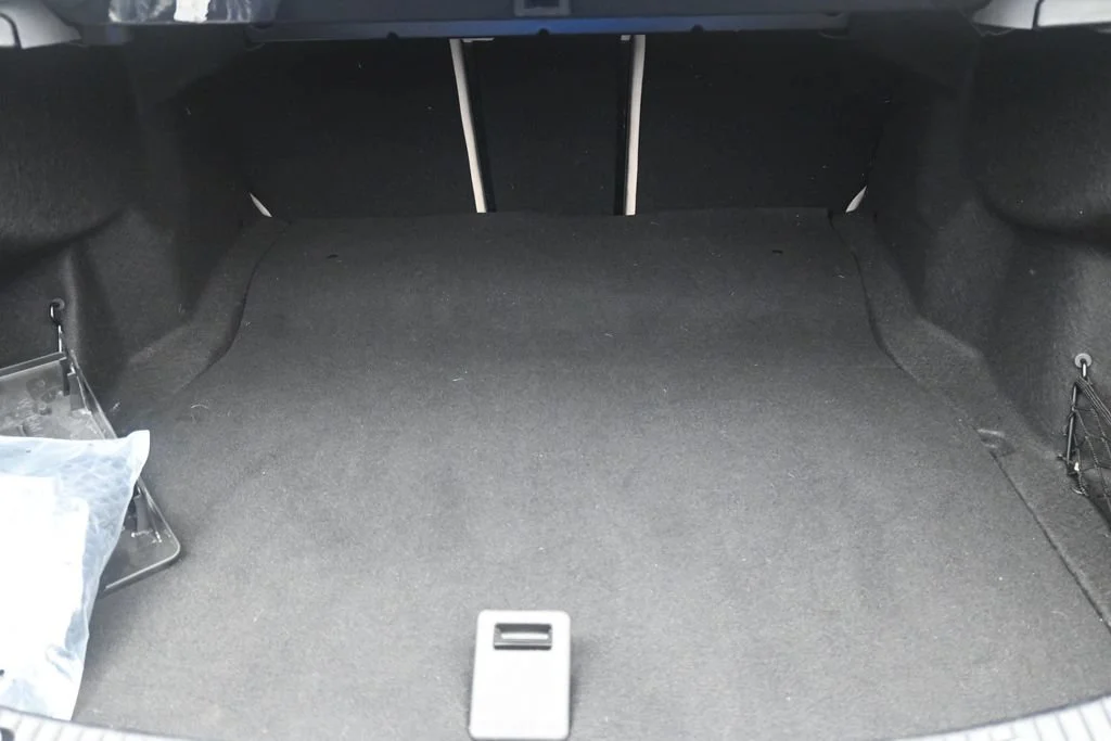 Used 2021 Brilliant Blue Metallic Mercedes-Benz C 300 image 16