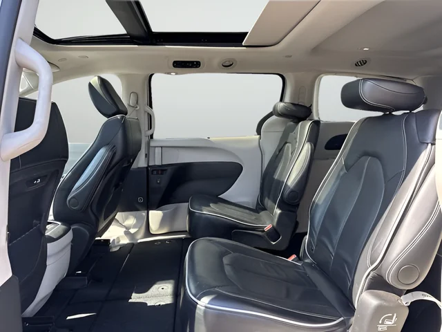 Used 2024 Silver Chrysler Limited image 13