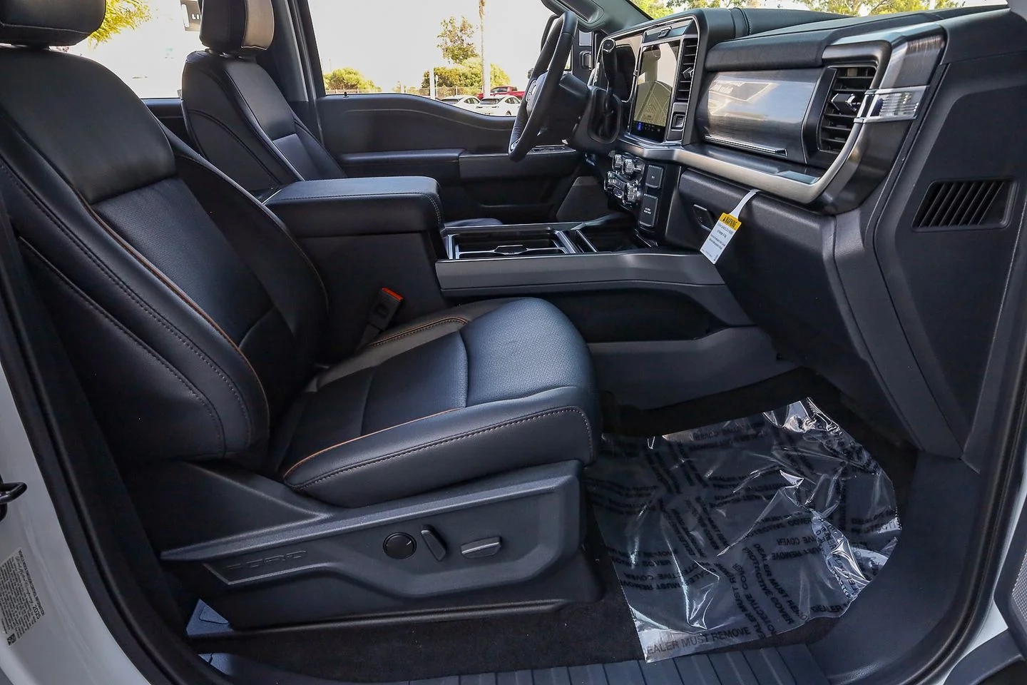 New 2026 Oxford White Ford F-250® Lariat® image 42
