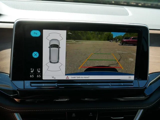 New 2026 Black Volkswagen 2.0T SE w/Technology image 11