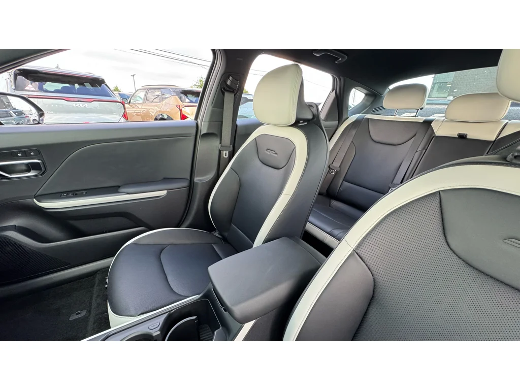 New 2026 Gry Kia GT-Line image 10