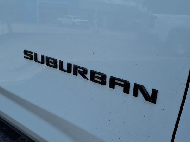 Used 2023 Summit White Chevrolet Z71 image 12