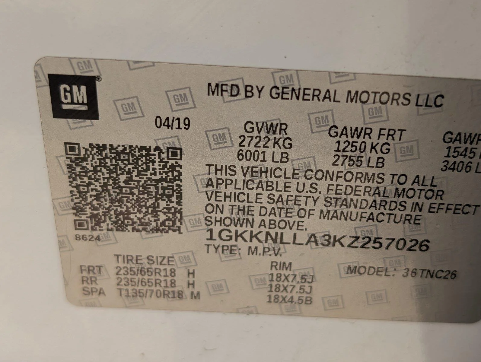 Used 2019 Summit White GMC SLE image 36