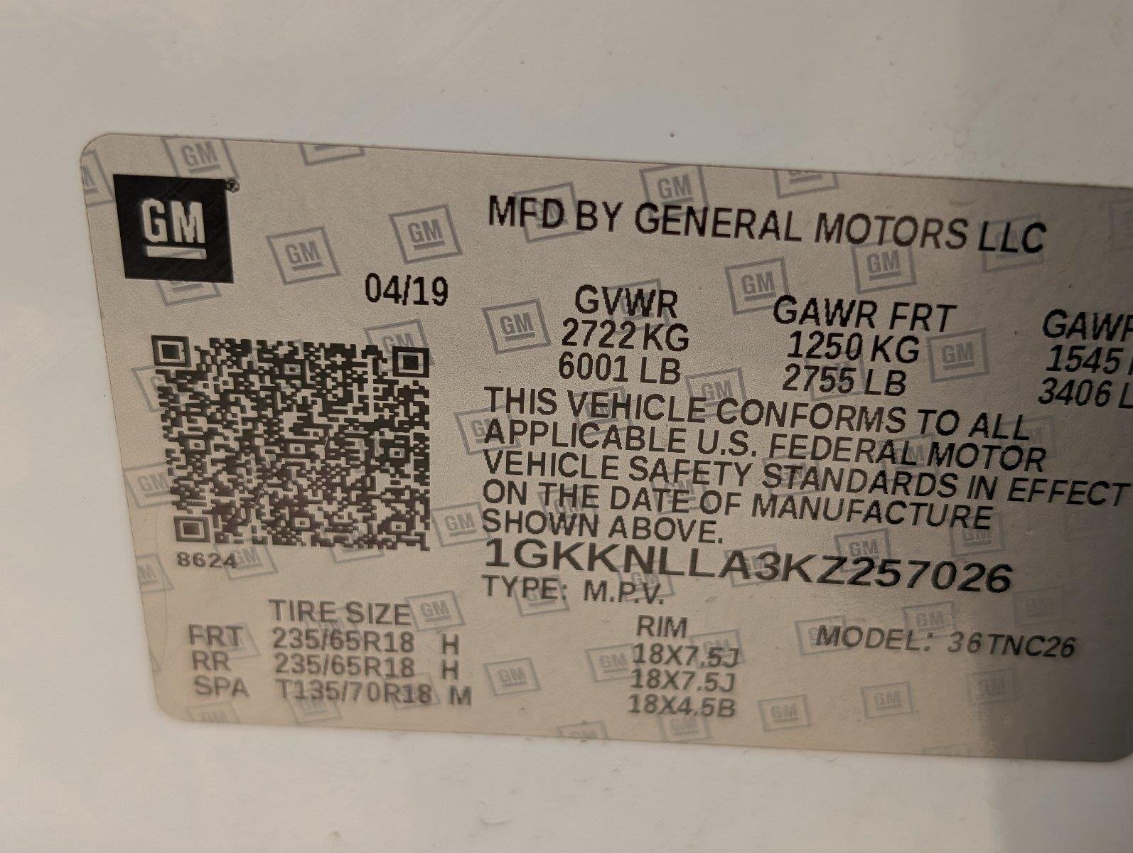 Used 2019 Summit White GMC SLE image 36
