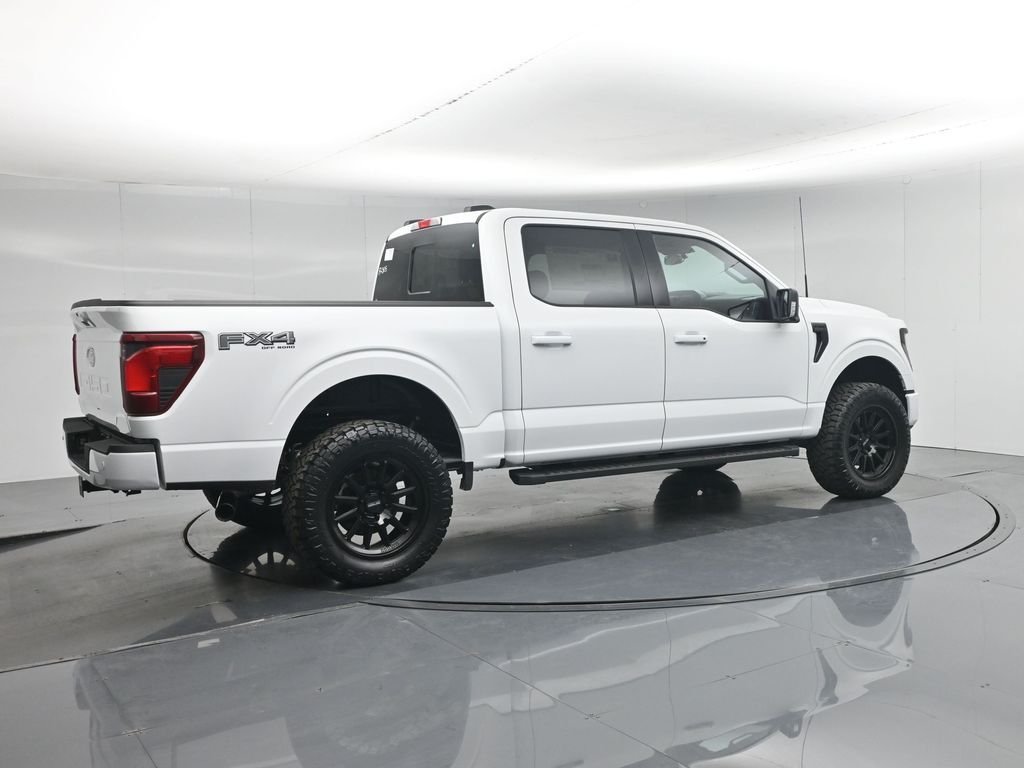 New 2026 Oxford White Ford XLT image 28