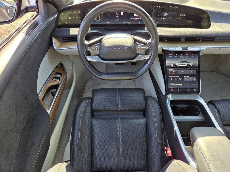 Used 2023  Lucid Grand Touring image 18