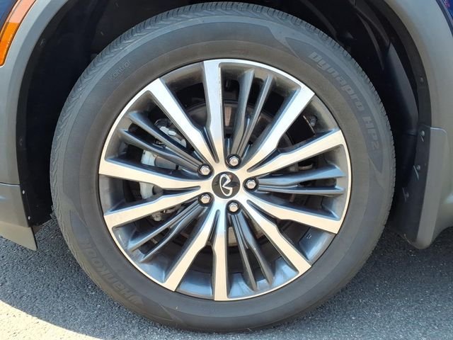 Used 2023 Blue INFINITI Sensory image 10