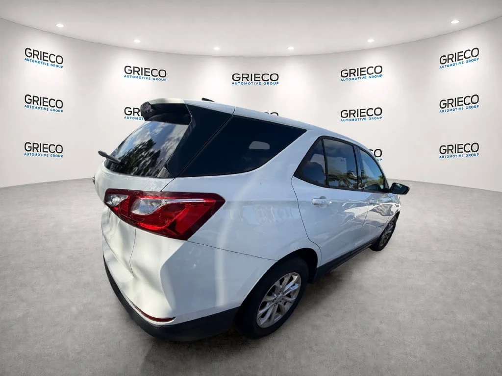 Used 2019 SUMMIT WHITE Chevrolet LS image 11