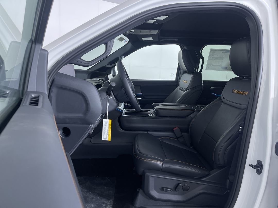 New 2026 Star White Metallic Tri-Coat Ford Tremor image 15