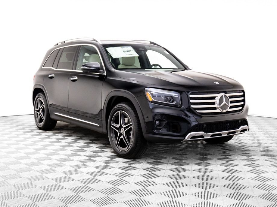 New 2026 Night Black Mercedes-Benz GLB 250 image 7