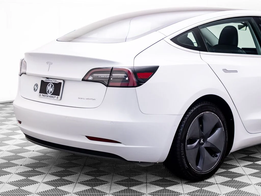 Used 2020 White Tesla Long Range image 37