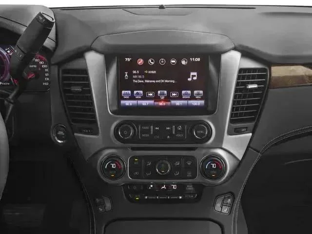 Used 2017 White GMC Denali image 10