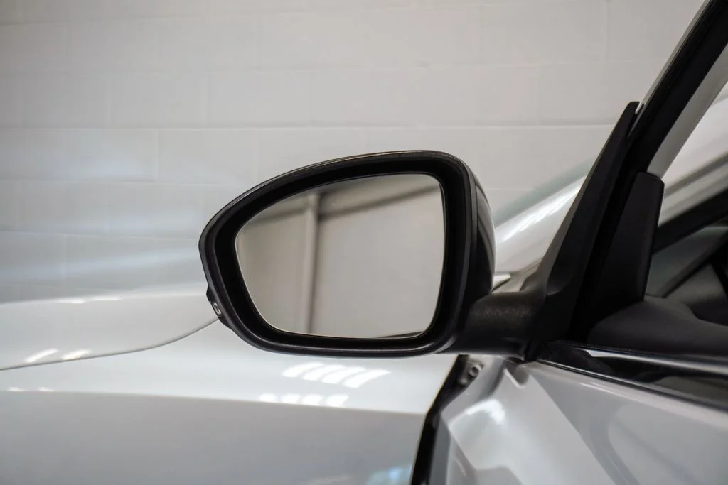 Used 2022 White Nissan SR image 35