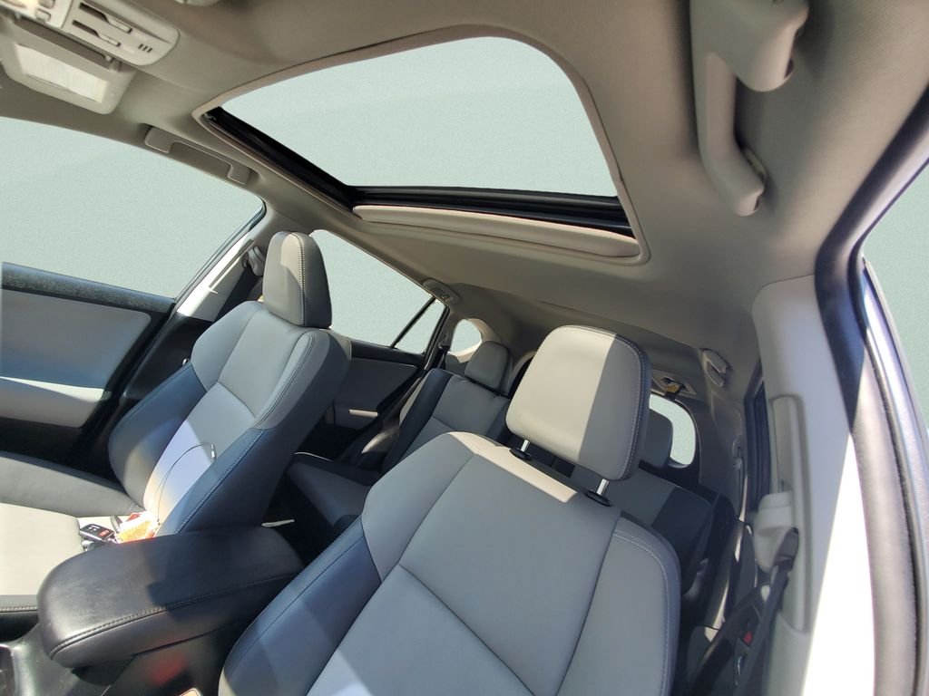 Used 2015 Gray Toyota Limited image 21