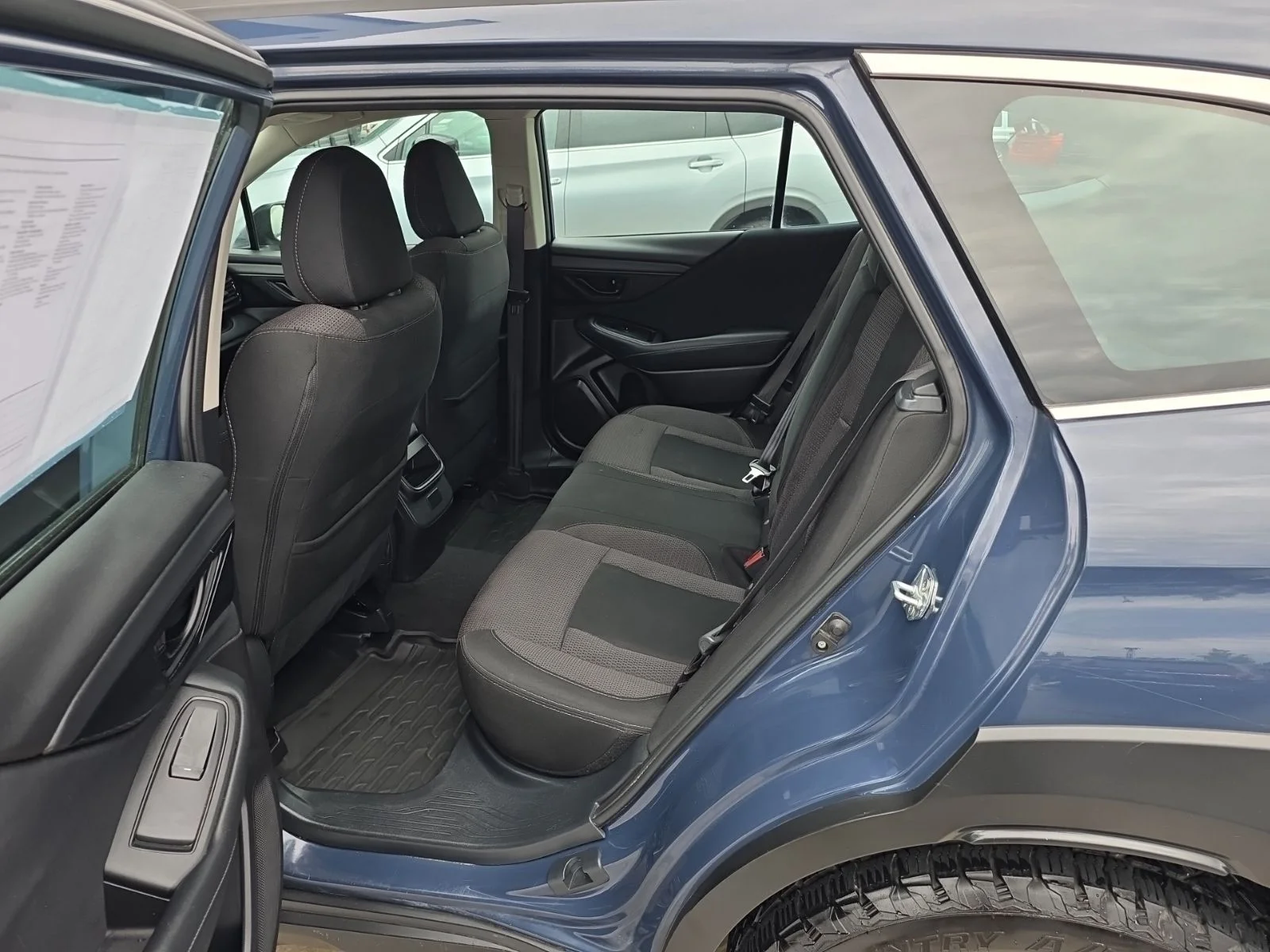 Used 2023 Cosmic Blue Subaru 2.5i image 11