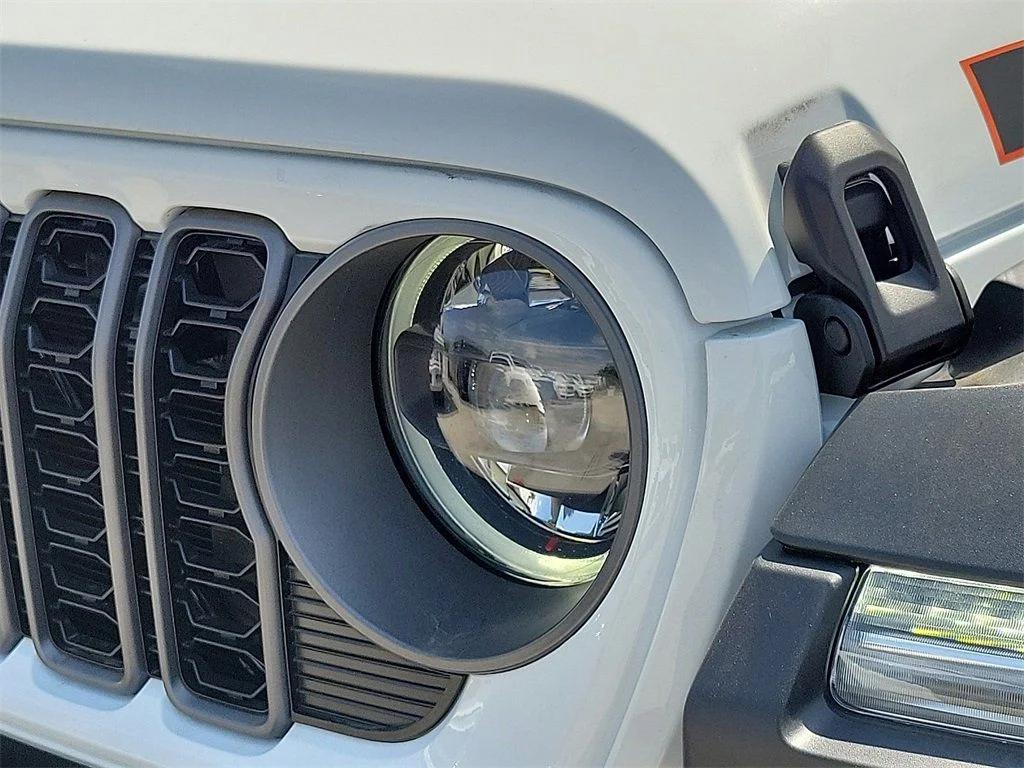 2025 Jeep Gladiator Mojave - Photo 21