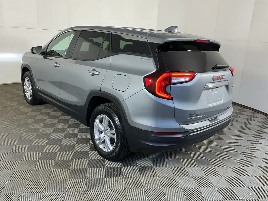Certified Used 2024 Silver GMC SLE image 9